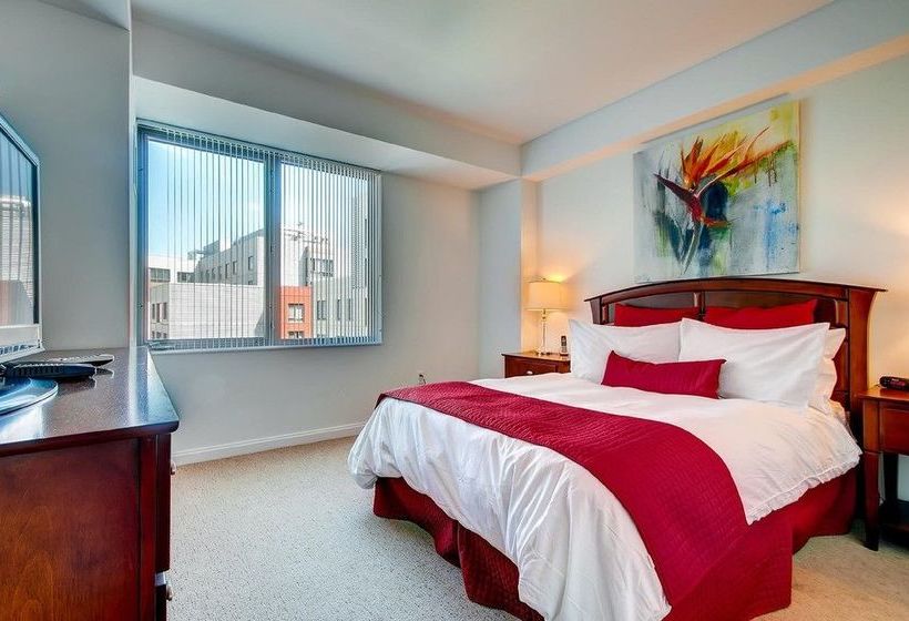 Oakwood At Third Square