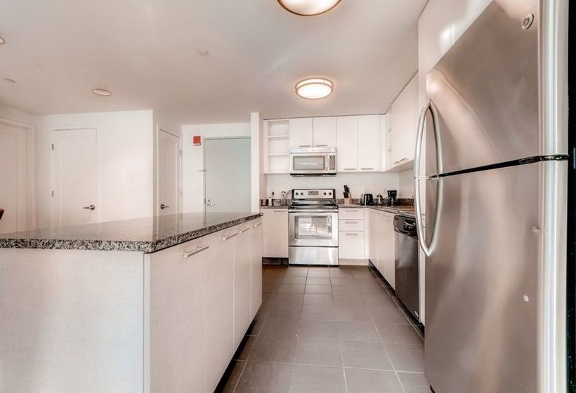 Oakwood At Third Square