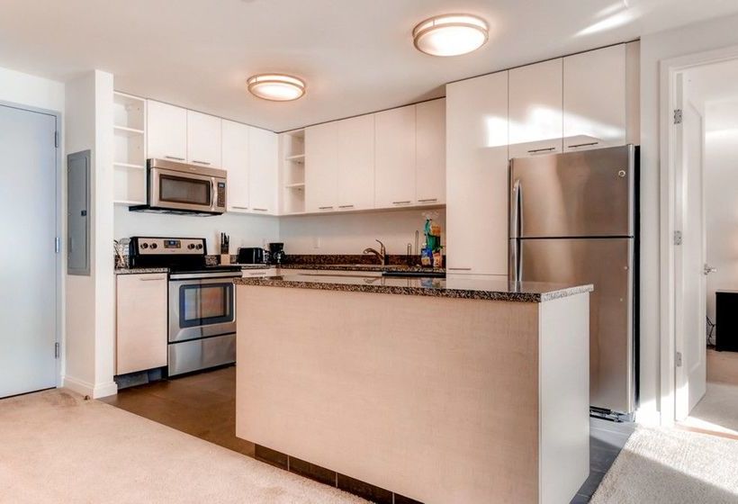 Oakwood At Third Square