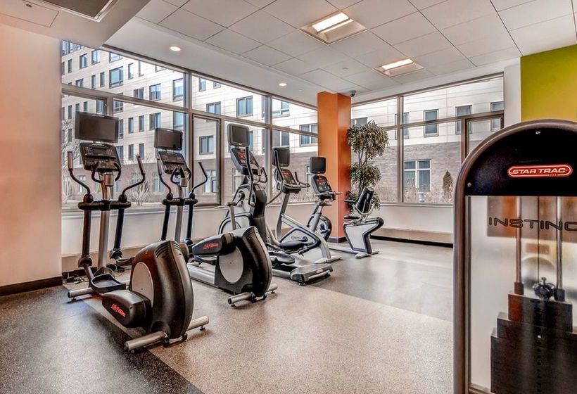 Oakwood At Third Square