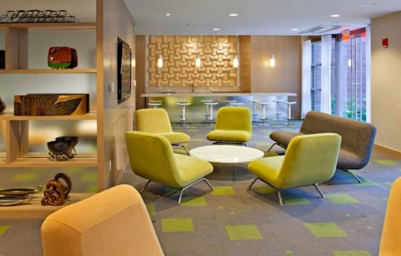 Oakwood At Third Square