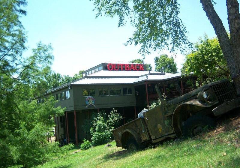 Outback Roadhouse Motel & Suites Branson