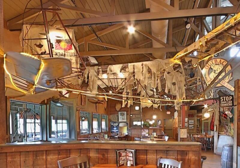 Outback Roadhouse Motel & Suites Branson