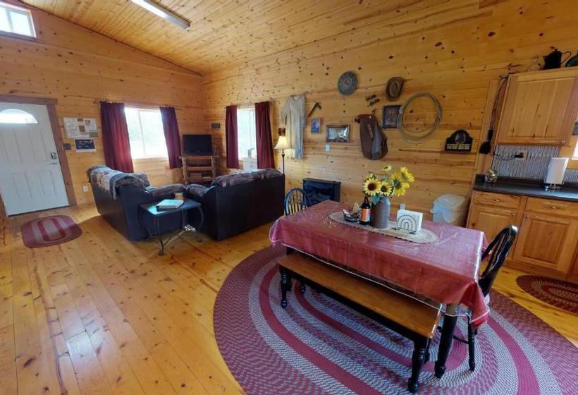 Ranch Mountain Cabin, Stunning! Bbq, Campfire, Hiking