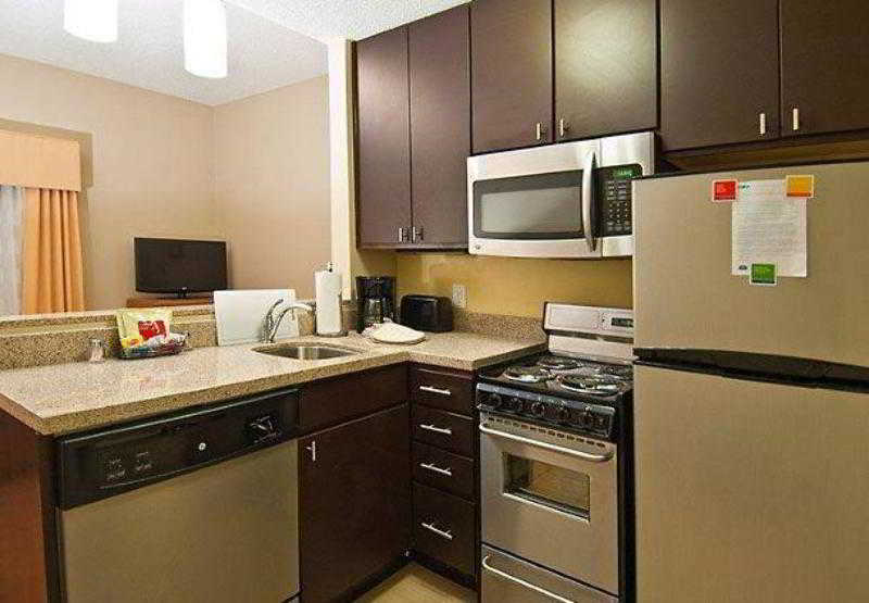 Towneplace Suites By Marriott Baton Rouge Gonzales