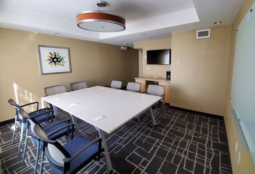 Townplaces Suite Denver Airport At Gateway Park