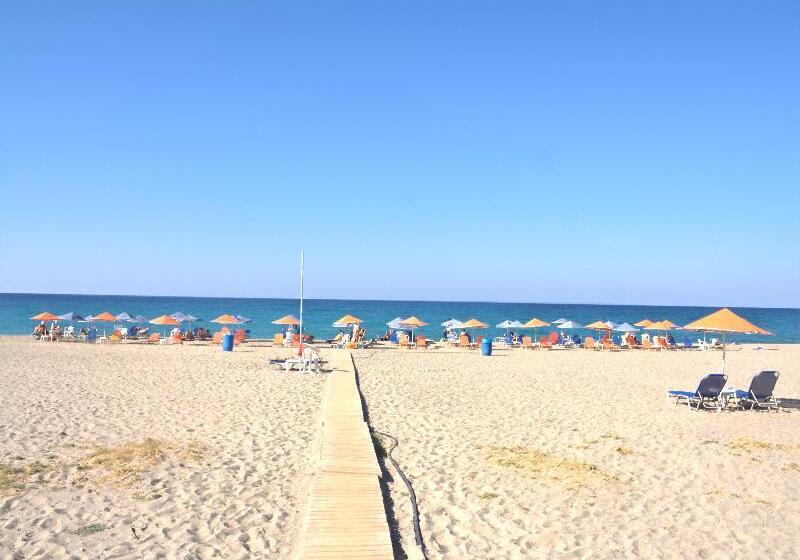 Trefon Hotel Apartments And Family Suites