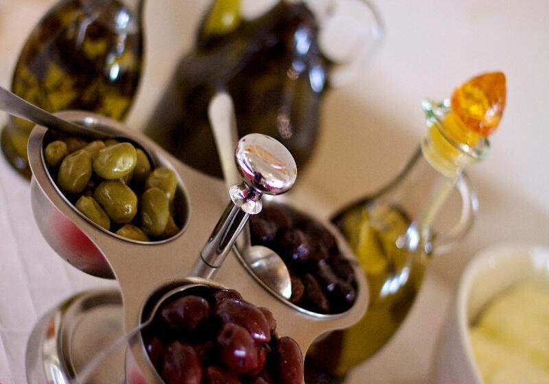 Trefon Hotel Apartments And Family Suites