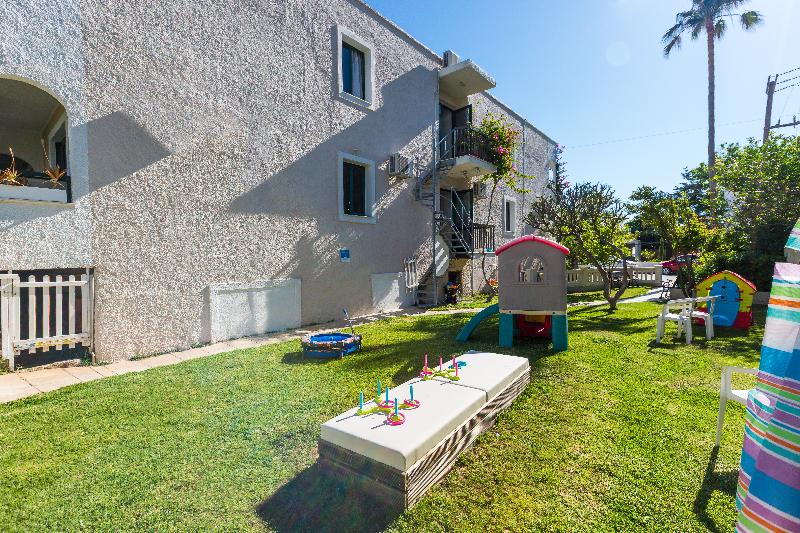 Trefon Hotel Apartments And Family Suites