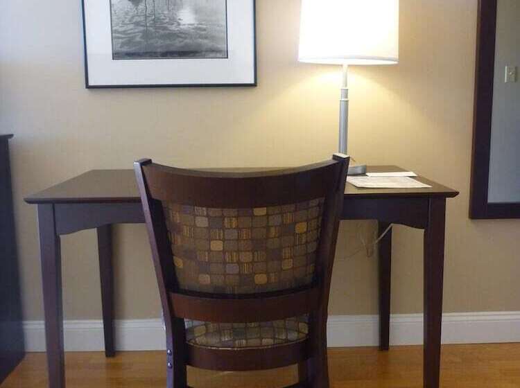 Yankee Clipper Motel