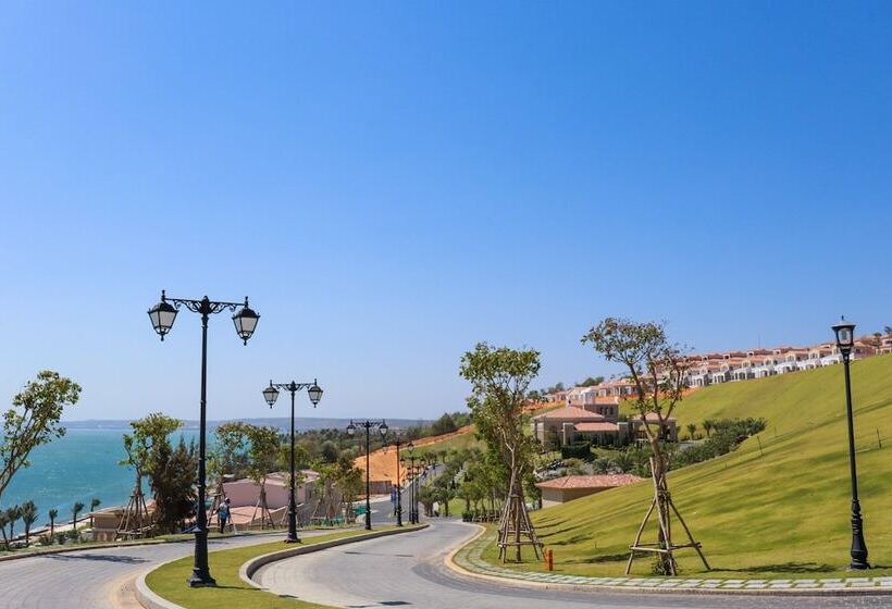 هتل Centara Mirage Resort Mui Ne