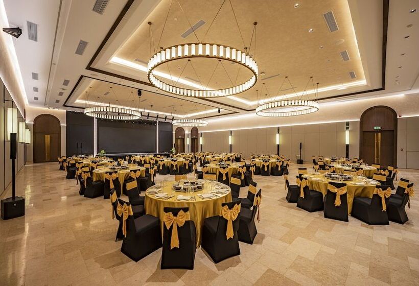 هتل Centara Mirage Resort Mui Ne