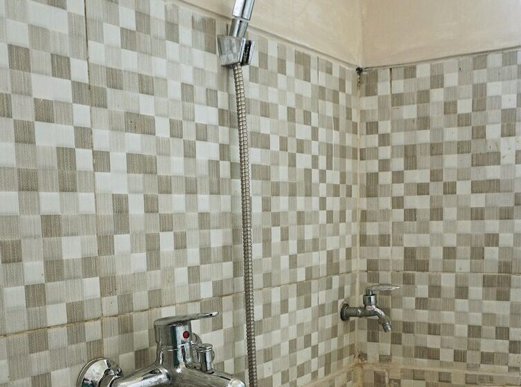 호텔 The Castury Homestay Syariah By Oyo Rooms