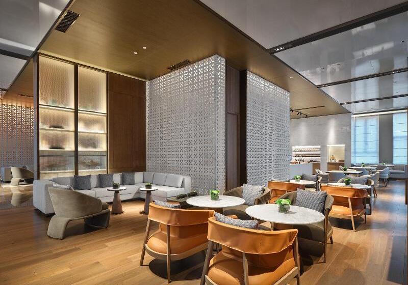 Отель Crowne Plaza Hohhot City Center