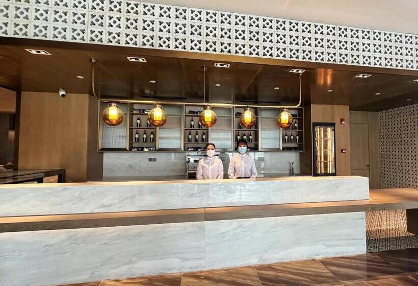 Отель Crowne Plaza Hohhot City Center