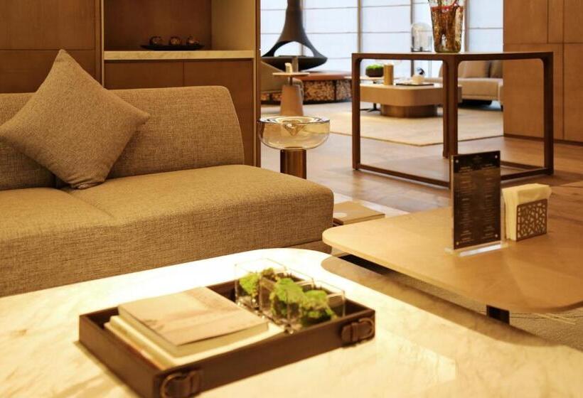 Отель Crowne Plaza Hohhot City Center