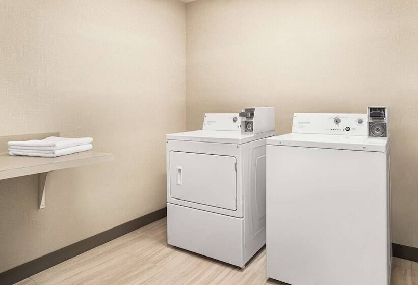 בית מלון כפרי Hampton Inn & Suites Miami Kendall