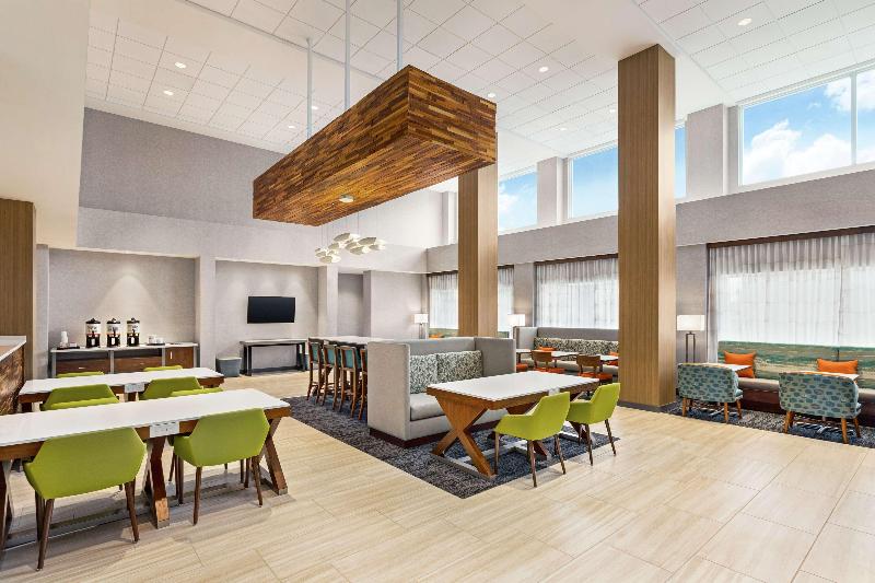 هتل Hampton Inn & Suites Miami Kendall