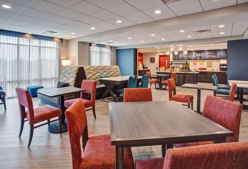 فندق Hampton Inn Union City
