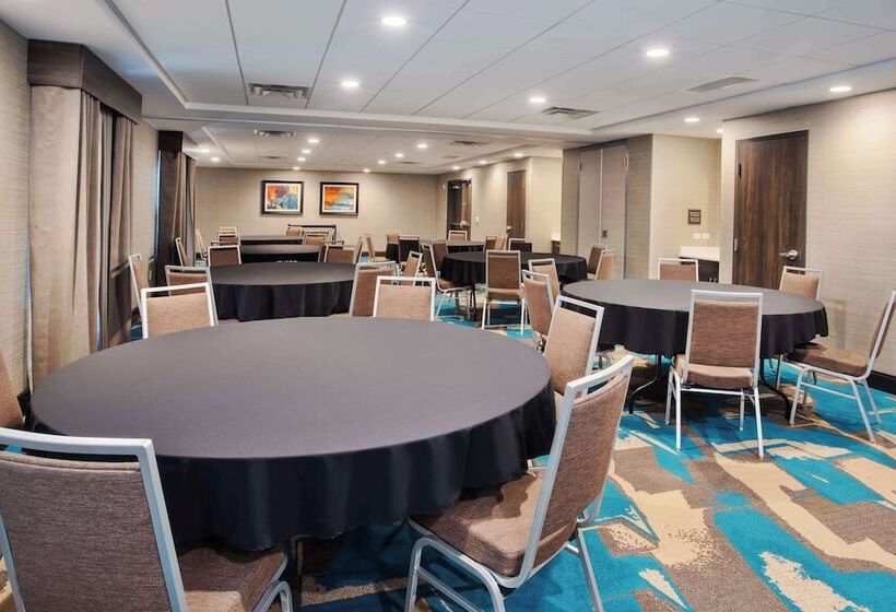 فندق Hampton Inn Union City