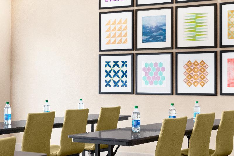 Отель Holiday Inn Express & Suites Austin North Pflugerville, An Ihg