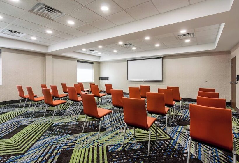 فندق Holiday Inn Express & Suites   Miramar, An Ihg