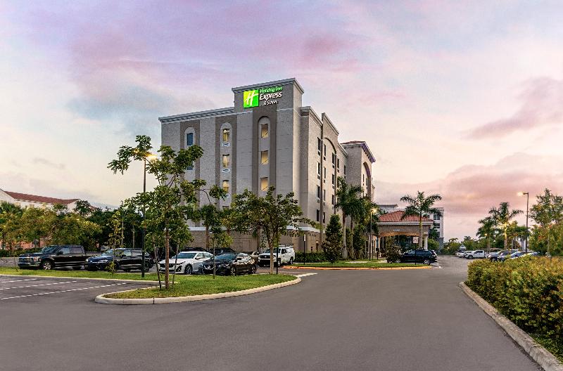 فندق Holiday Inn Express & Suites   Miramar, An Ihg
