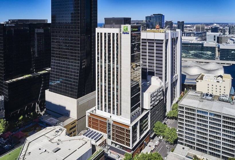 فندق Holiday Inn Express Melbourne Little Collins, An Ihg