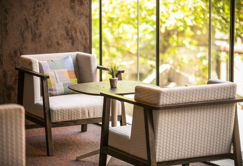 فندق Holiday Inn Express Melbourne Little Collins, An Ihg