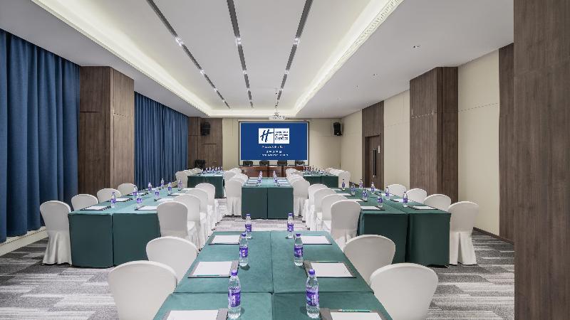 בית מלון כפרי Holiday Inn Express Xining Railway Station, An Ihg