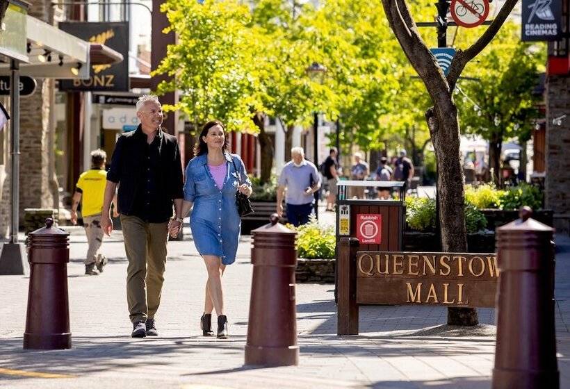 فندق Holiday Inn Queenstown Remarkables Park