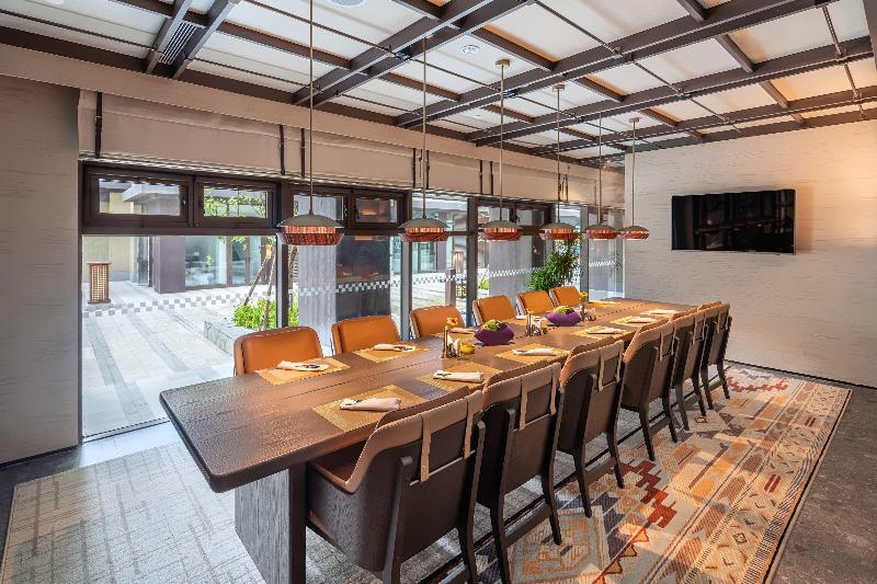 Отель Indigo Jiuzhai, An Ihg