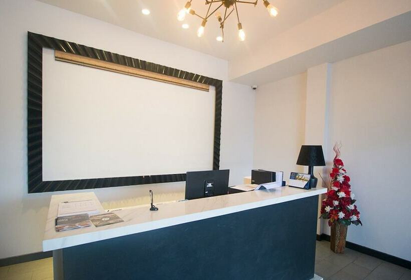 فندق Reddoorz Plus @ Manokwari City Center