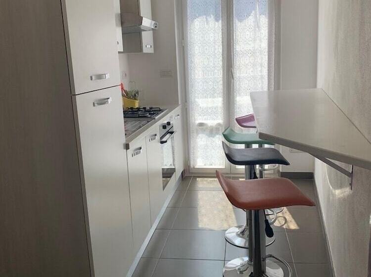 هتل Pippo A Vernazza Rooms