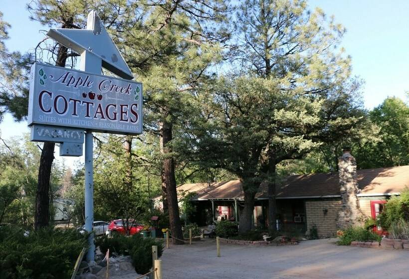 Apple Creek Cottages