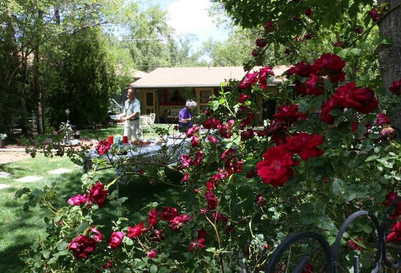 Apple Creek Cottages