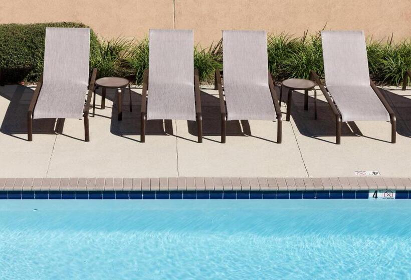 Courtyard By Marriott Birmingham Trussville