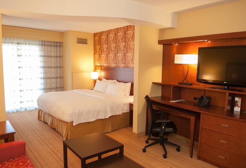 Courtyard By Marriott Pittsburgh North/cranberry Woods