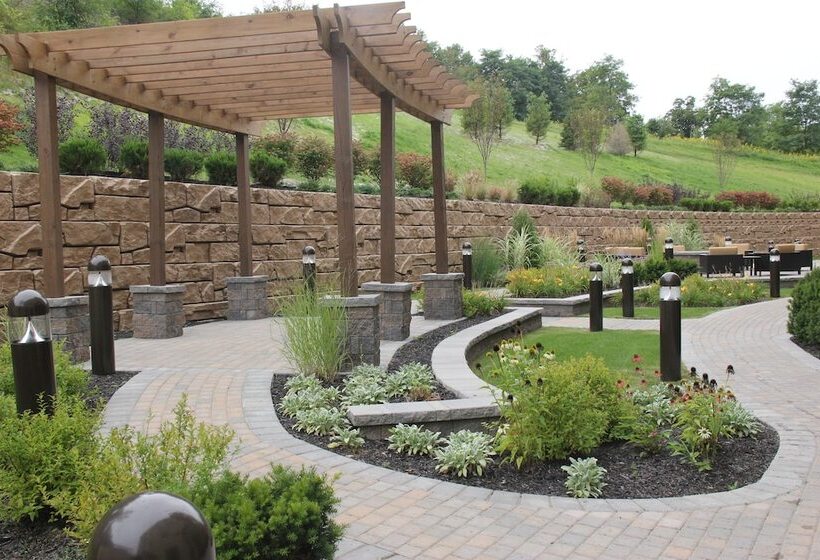 Courtyard By Marriott Oneonta