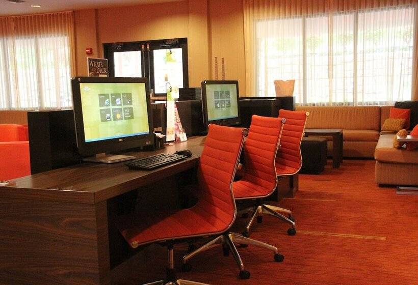 Courtyard By Marriott Oneonta