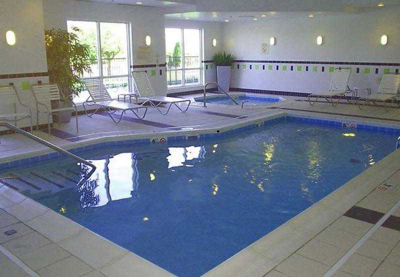 Fairfield Inn And Suites By Marriott Seymour