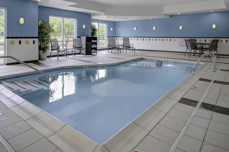 Fairfield Inn And Suites By Marriott Seymour