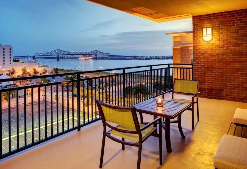 Hampton Inn & Suites Baton Rouge Downtown