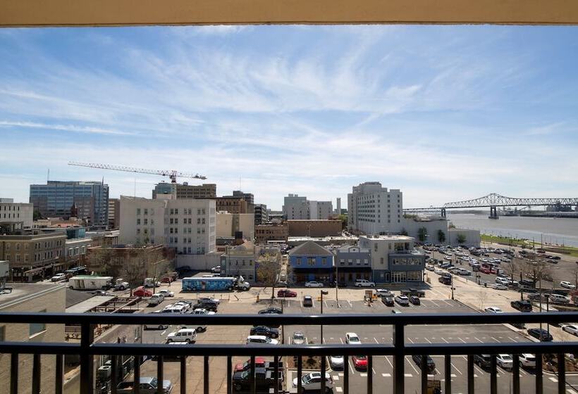 Hampton Inn & Suites Baton Rouge Downtown