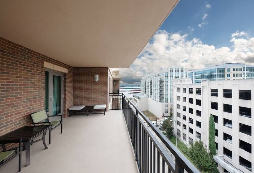 Hampton Inn & Suites Baton Rouge Downtown