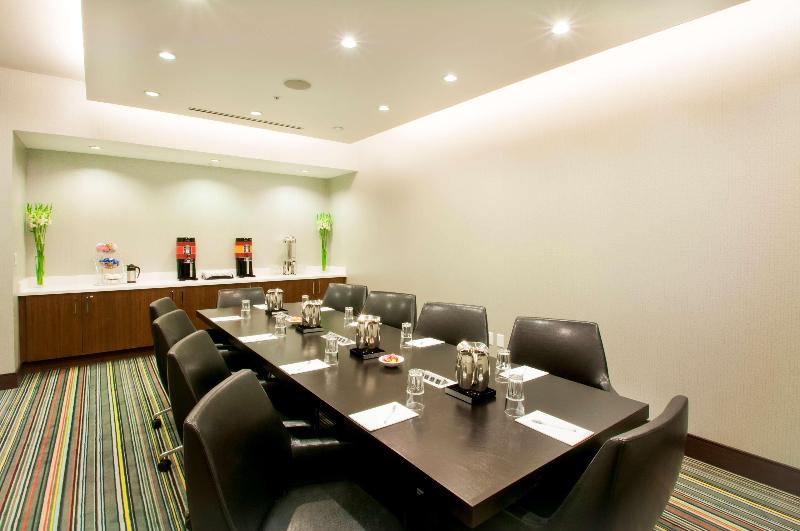 Hampton Inn & Suites Denver Downtownconvention Center