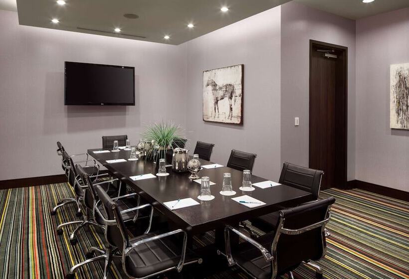 Hampton Inn & Suites Denver Downtownconvention Center