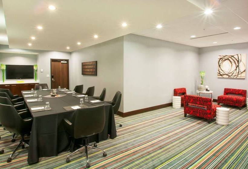 Hampton Inn & Suites Denver Downtownconvention Center