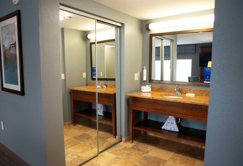 Hampton Inn & Suites Jacksonville