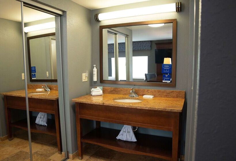 Hampton Inn & Suites Jacksonville